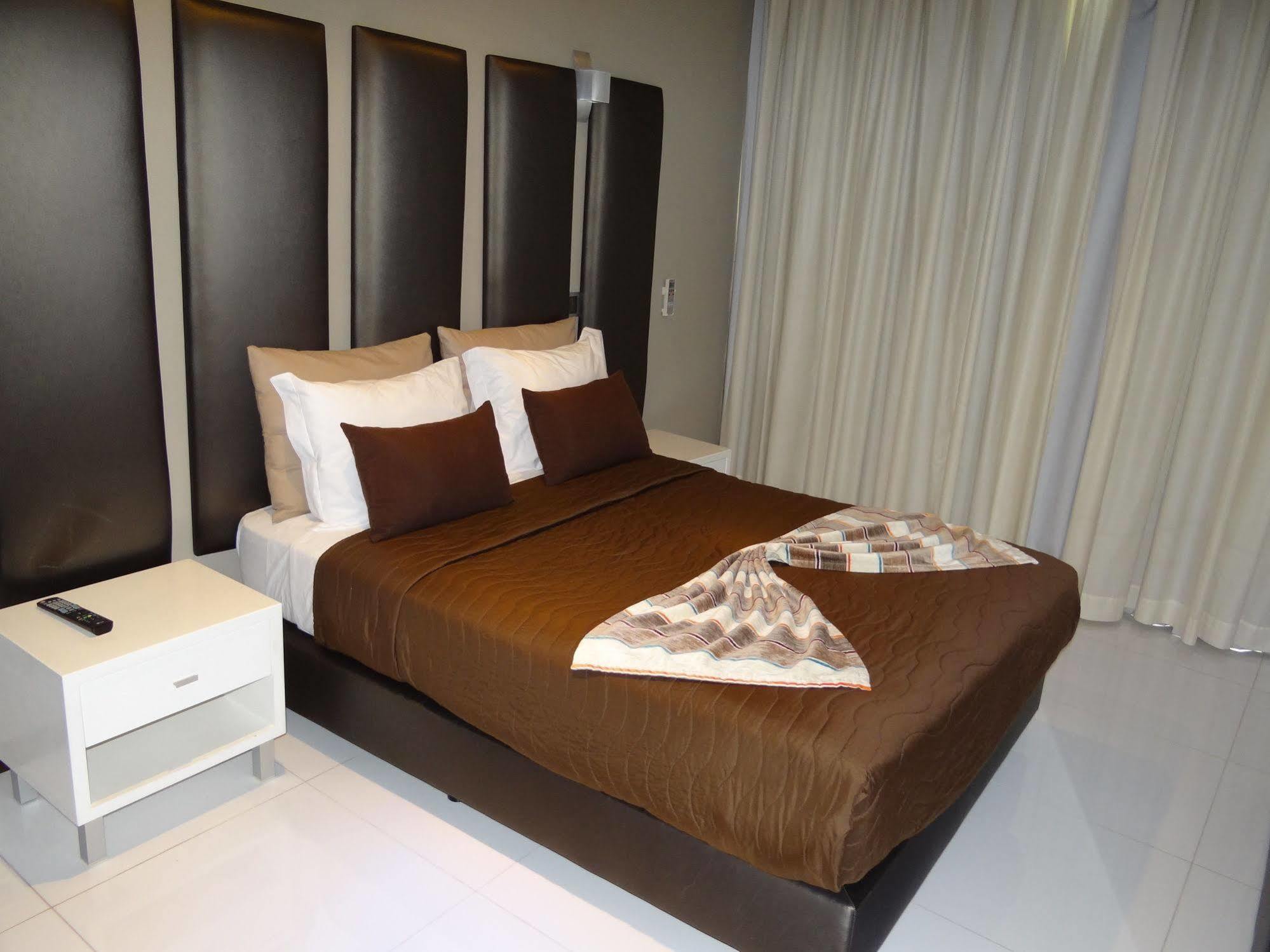 Rk Suite Hotel Луанда  Экстерьер фото