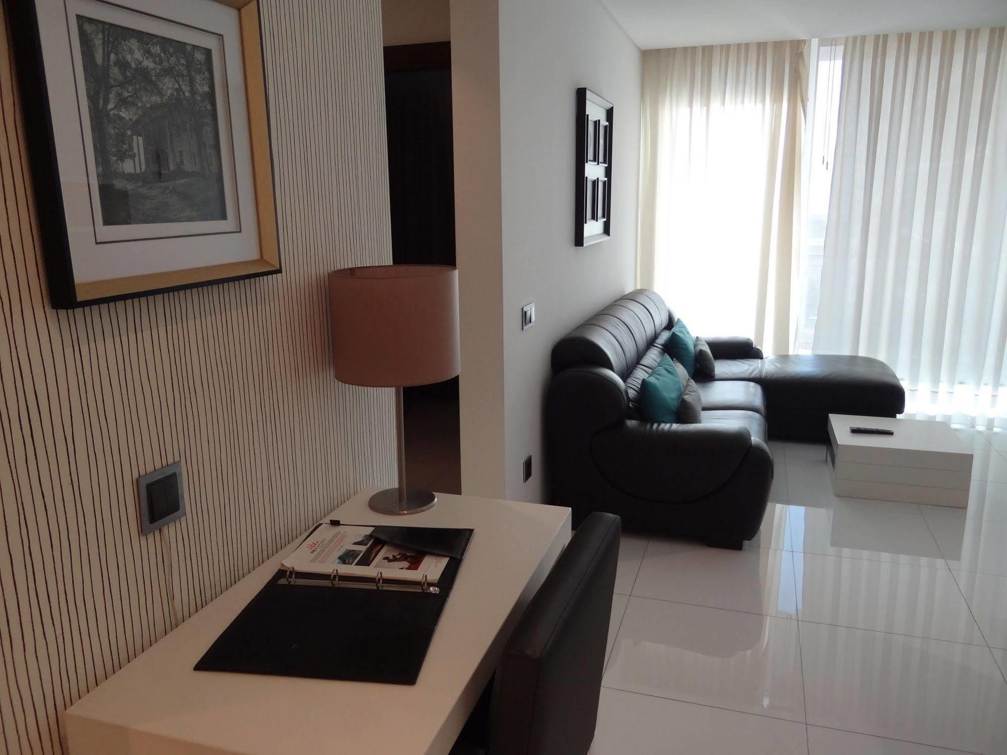 Rk Suite Hotel Луанда  Экстерьер фото