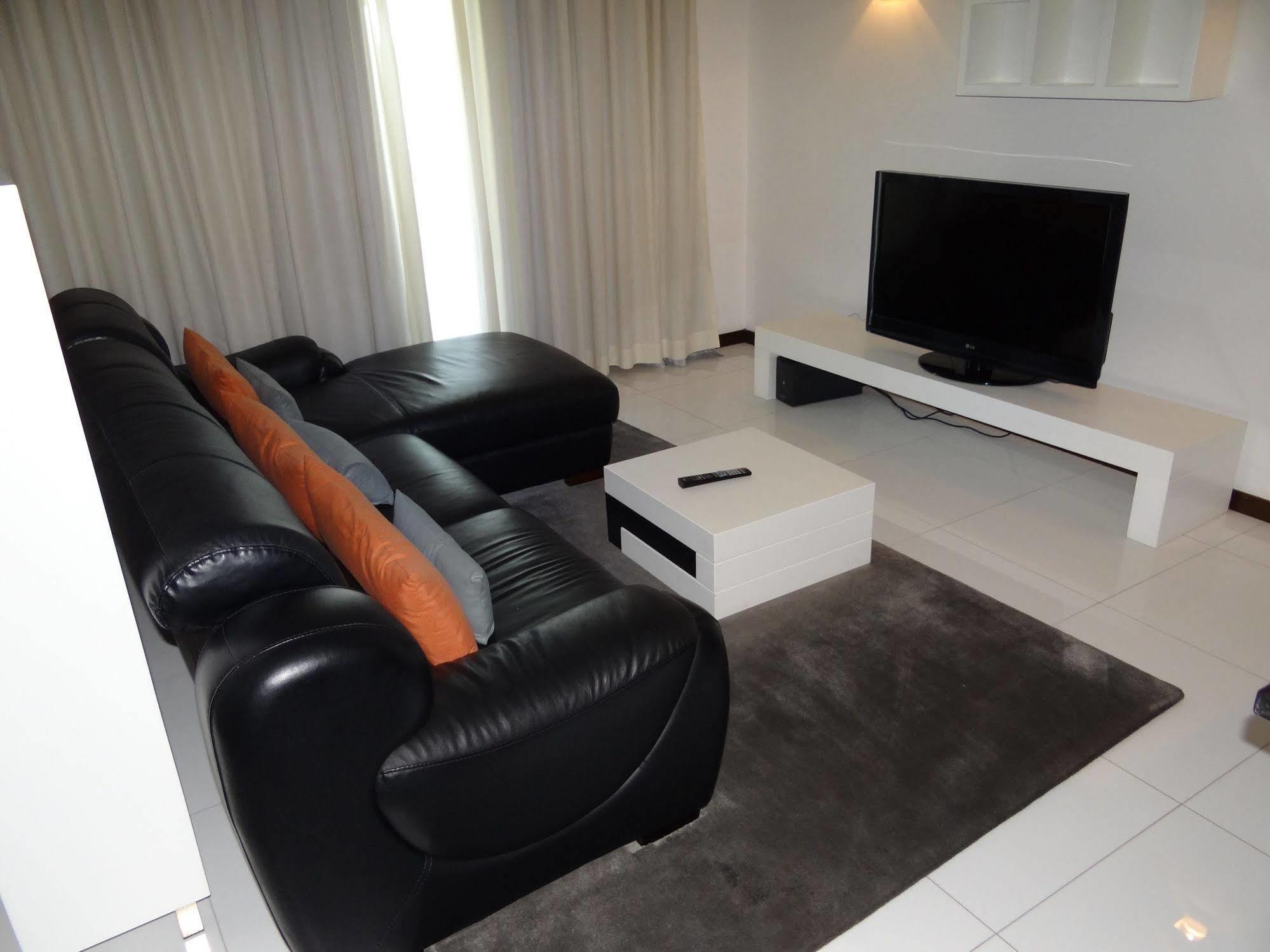 Rk Suite Hotel Луанда  Экстерьер фото